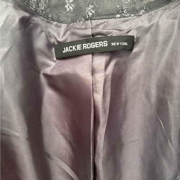 Jackie Rogers Black & Silver lace Patterned Blazer - Picture 10 of 11